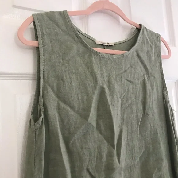 100% Linen Sleeveless Top - Picture 3 of 11